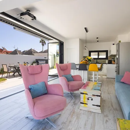 Beachside - Casa Aboleon * コラレホ